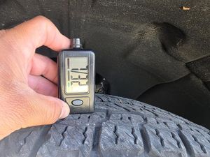 CHEVROLET SUBURBAN Z71 - 9