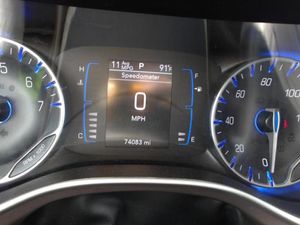 CHRYSLER VOYAGER LX - 5