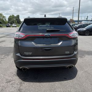 FORD EDGE SEL - 4