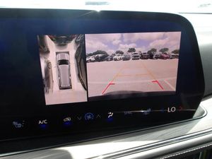 CHEVROLET SUBURBAN Z71 - 4