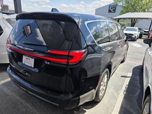 CHRYSLER PACIFICA SELECT - 2