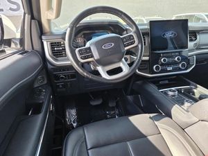 FORD EXPEDITION XLT - 4