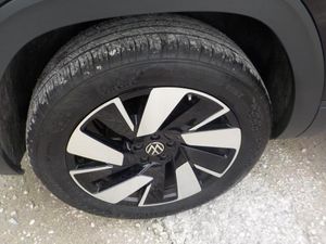 صورة 10 لـ 2025 Volkswagen ATLAS CROSS SPORT 2.0T SE W/TECHNOLOGY