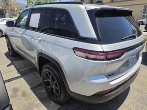 صورة مصغرة 22 لـ 2025 JEEP GRAND CHEROKEE
