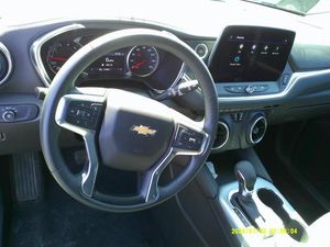 CHEVROLET BLAZER LT - 4