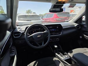 2025 Chevrolet TRAILBLAZER LT — фото 4