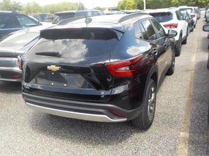 CHEVROLET TRAX LT - 2