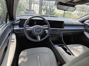 2025 Hyundai SONATA SEL 照片 4