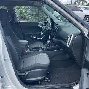 2022 KIA SOUL LX thumbnail 25