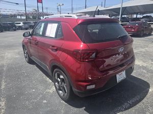 2025 Hyundai VENUE SE 照片 15