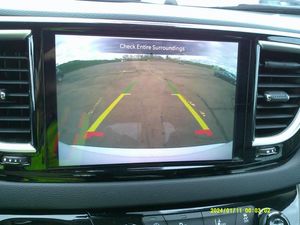 CHRYSLER PACIFICA TOURING L - 4