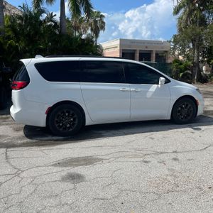 2021 Chrysler PACIFICA TOURING L 照片 6