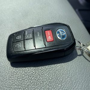 2023 Toyota SIENNA XLE 8-PASSENGER 缩略图 43
