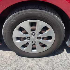 HYUNDAI ACCENT SE - 10