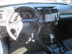 TOYOTA 4RUNNER - 4