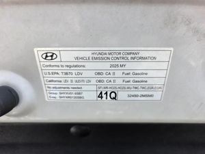 2025 Hyundai VENUE SEL 照片 9