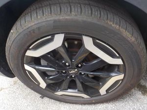 صورة 9 لـ 2025 KIA TELLURIDE S