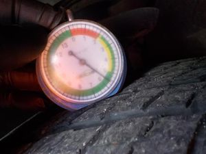 CHRYSLER PACIFICA TOURING L - 8