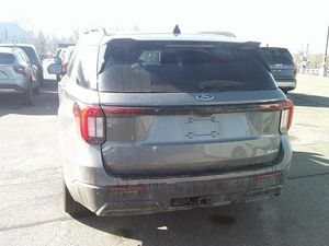 FORD EXPLORER ST-LINE - 9