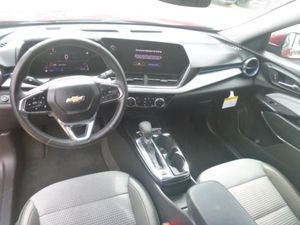 صورة 4 لـ 2025 Chevrolet TRAX LT