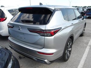 MITSUBISHI OUTLANDER SE - 2