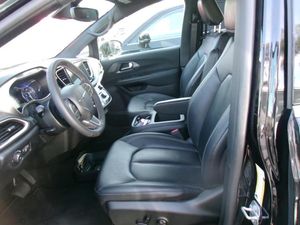 CHRYSLER PACIFICA SELECT - 3