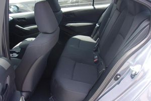 2025 Toyota COROLLA LE 缩略图 19