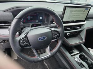 FORD EXPLORER ST-LINE - 4