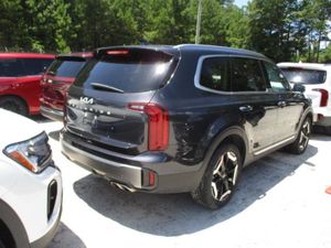 صورة 2 لـ 2025 KIA TELLURIDE S