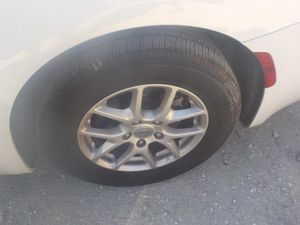 CHRYSLER PACIFICA TOURING L - 8