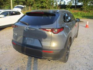 صورة 2 لـ 2025 Mazda CX-30 2.5 S CARBON EDITION