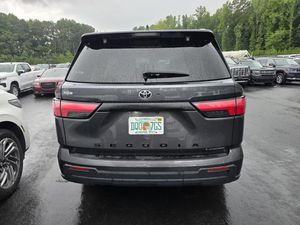 2025 Toyota SEQUOIA SR5 — миниатюра 25