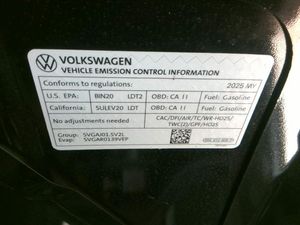 صورة 14 لـ 2025 Volkswagen TAOS SE