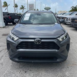 2023 Toyota RAV4 XLE photo 8