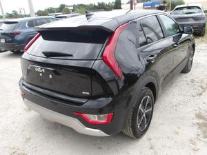 2025 KIA NIRO LX — фото 2