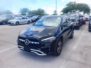 MERCEDES-BENZ GLA-CLASS - 1
