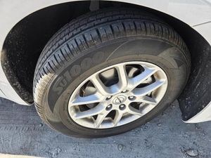 CHRYSLER PACIFICA TOURING L - 9