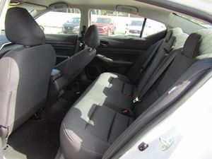 2025 Nissan ALTIMA SV 照片 25