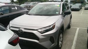 صورة 1 لـ 2025 Toyota RAV4 LE