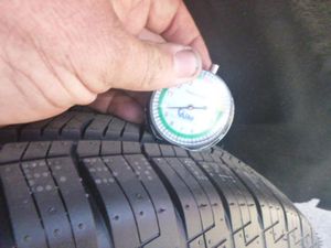 FORD EXPLORER XLT - 8