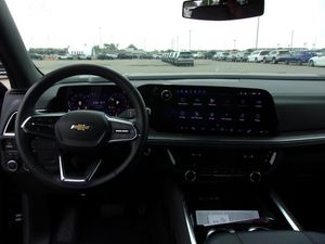 2025 Chevrolet TAHOE LT — фото 4