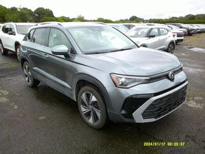 صورة 16 لـ 2025 Volkswagen TAOS SE