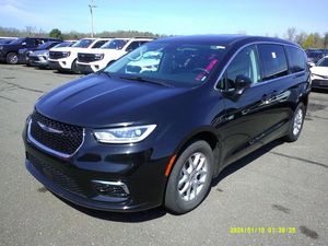 CHRYSLER PACIFICA TOURING L - 1