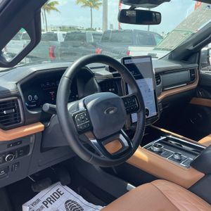 2024 FORD EXPEDITION PLATINUM — миниатюра 27