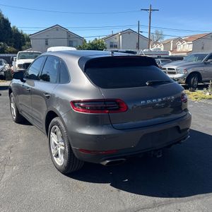 PORSCHE MACAN BASE - 3