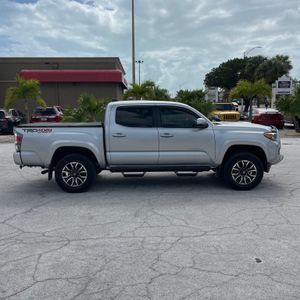 Toyota Tacoma TRD Sport - 6