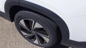 VOLKSWAGEN TAOS SE - 9