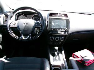 2025 Mitsubishi OUTLANDER SPORT SE — фото 4