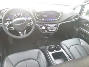 CHRYSLER PACIFICA SELECT - 4