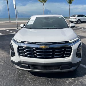 صورة 8 لـ 2025 Chevrolet EQUINOX LT